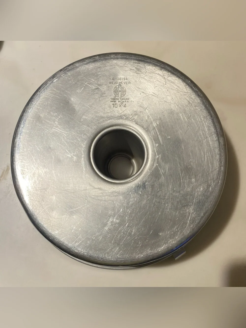 Vintage WEAREVER Angel Food Cake Pan, B-38194